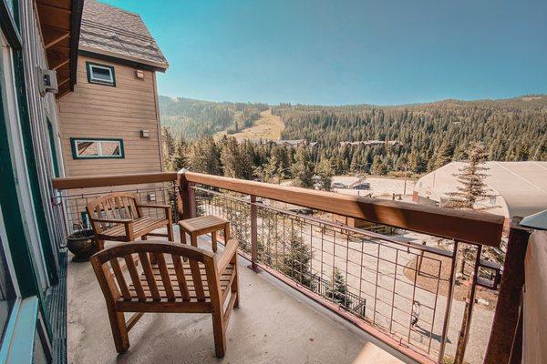 Ski Slope Mountain Views from Black Bear 8055 Balcony
