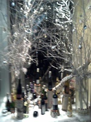 Mai Thai Wine and Liquor