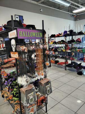 So much Halloween costumes and deco here!