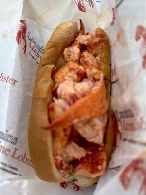 Connecticut Lobster Roll was just okay. I've had better.