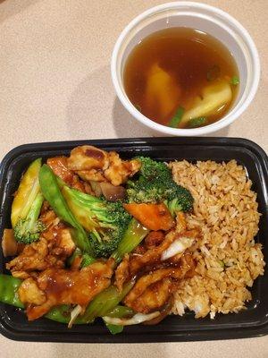 Chicken and mixed vegetable combination plate