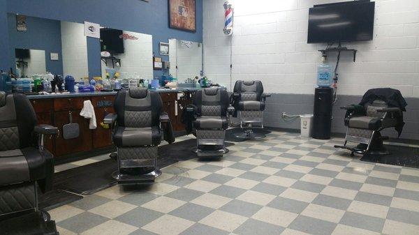 Hernandez Barber Shop