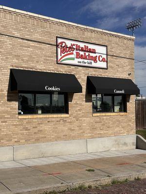 Pete's Italian Baking Company