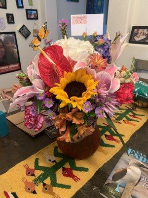Lucy's Flowers & Gifts