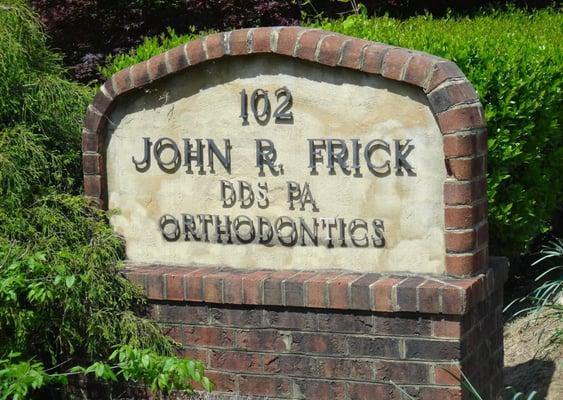 Frick Orthodontics 102 South Estes Drive Chapel Hill, NC