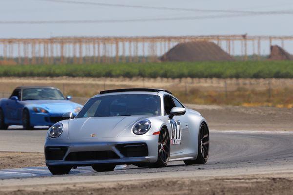 911 on the track