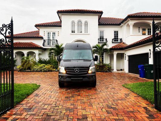 E And R Transportation