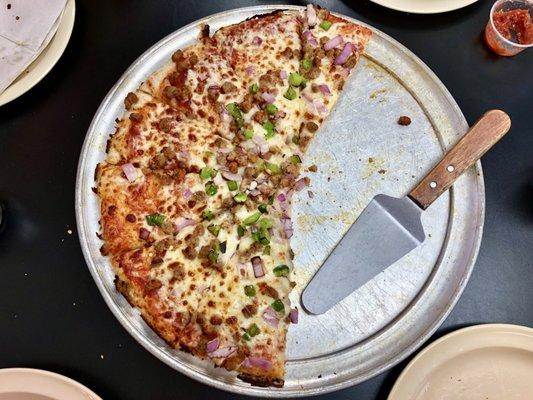 Large Pizza with pepperoni, sausage, mushroom and bell peppers