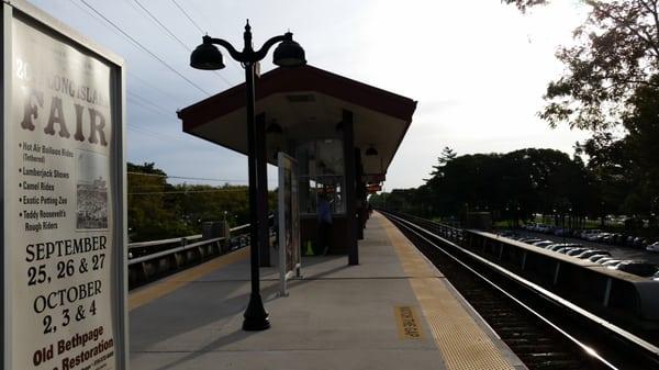 Long Island Railroad Seaford Station