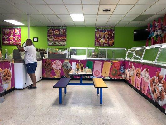 Frido Ice Cream Shop