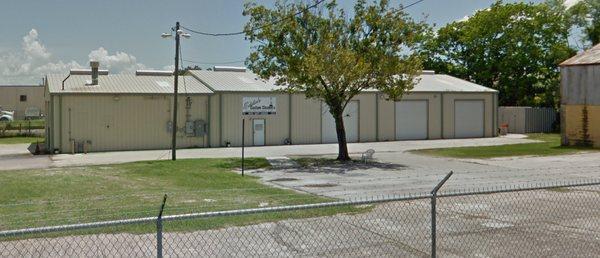 Eddie's Custom Cleaners