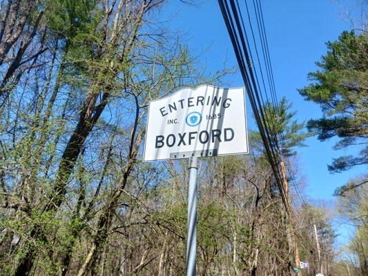 Entering Boxford on Route 97 from Topsfield.
