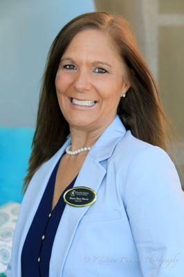 Marta Harris, Real Estate Agent