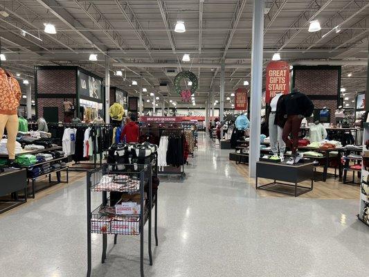 DICK'S Sporting Goods