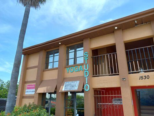 Golden Lotus Yoga Studio