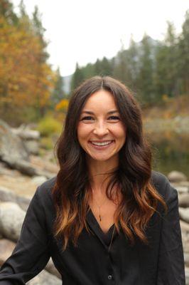 Sydney loves helping people find their home in beautiful Central Washington