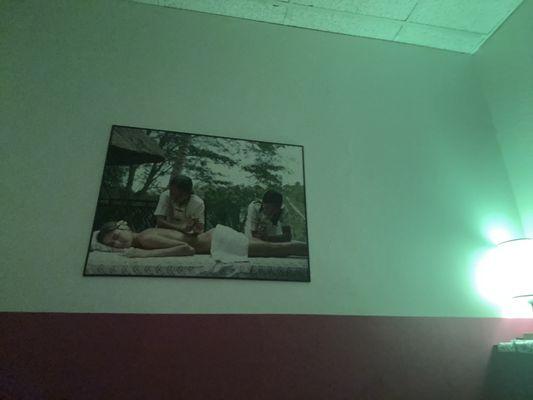 The photo of awesome pictures of what they can do, in room.