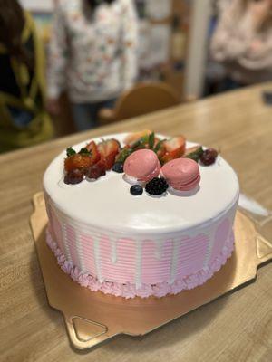 Pandan cake with taro filling