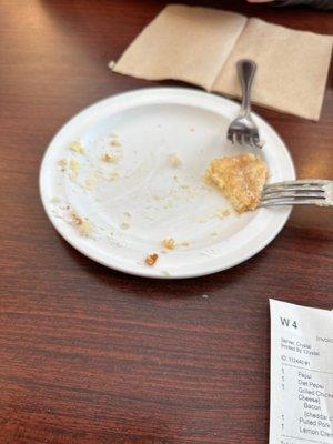 the last bite of the lemon cake 