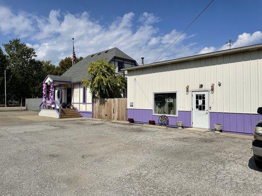 Happy Tails Pet Place