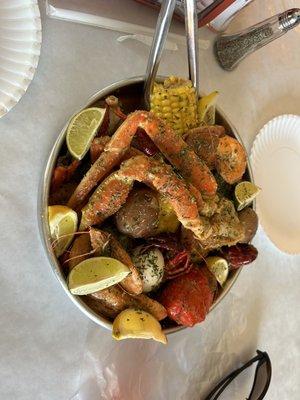 Cajun Crab & Crawfish Seafood Boil