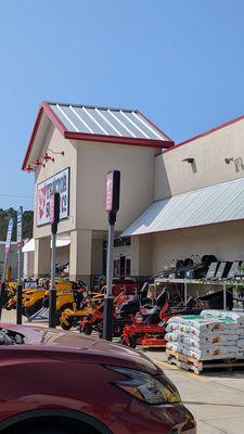 Tractor Supply
