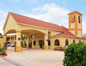 Super 8 Houston Hobby Airport Hotel
