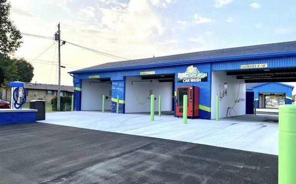 4 Self Serve Car wash bays
