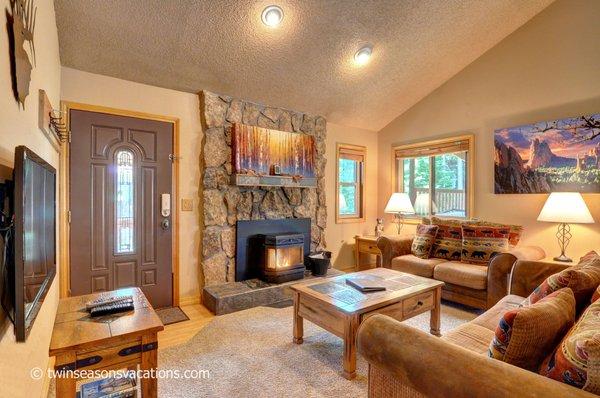 Silverheels, private hot tub