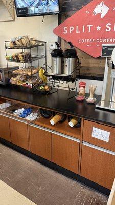 Tres Pinos Country Store