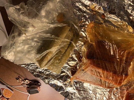 Tamale de pollo verde and tamale de pollo roja