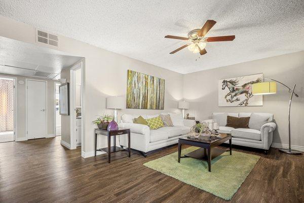 The Place at El Prado