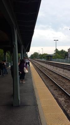 Metra Metropolitan Rail