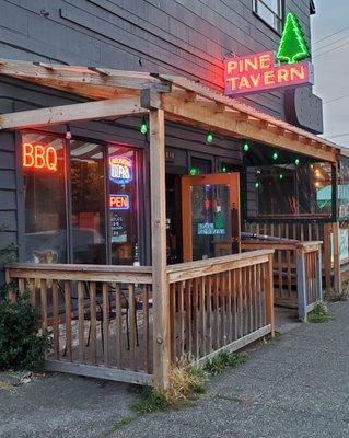 Pine Tavern