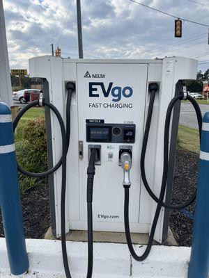 Can accommodate one car at time.