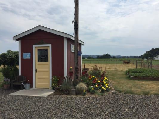 The little red egg haus!