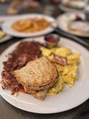 Mike & Anne's Restaurant