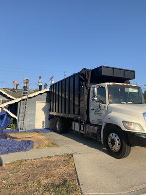 Adolfo's Hauling & Demolition