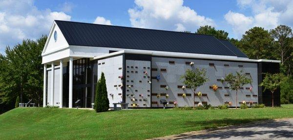 Currie-Jefferson Funeral Home & Memorial Gardens