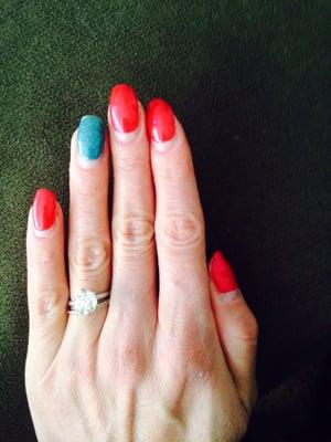 Obviously nails were prettier when it was first done. This is after 1 month, It hasn't really chipped! I love Nailuxe!