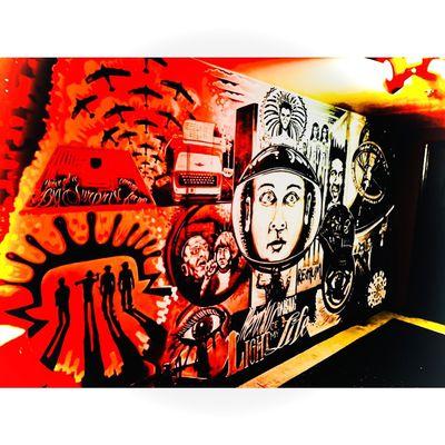 Rad art EVERYWHERE!