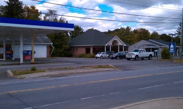 Sand Lake Dry Cleaning & Laundromat