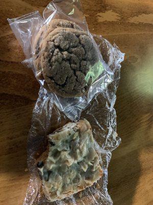 Molasses cookie SMs Michigan square and mixed berry square