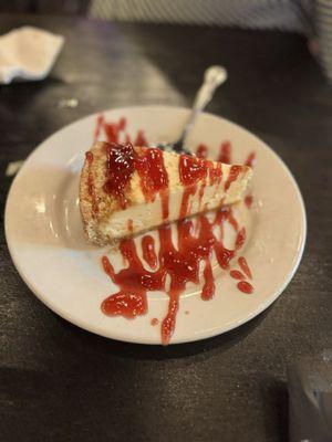 Cheesecake w/ Raspberry