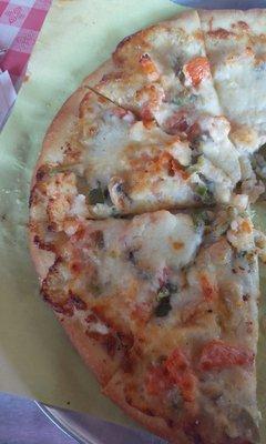 Shrimp Alfredo pizza