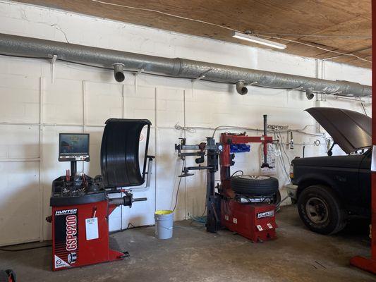 E & S Tires & Auto Repair