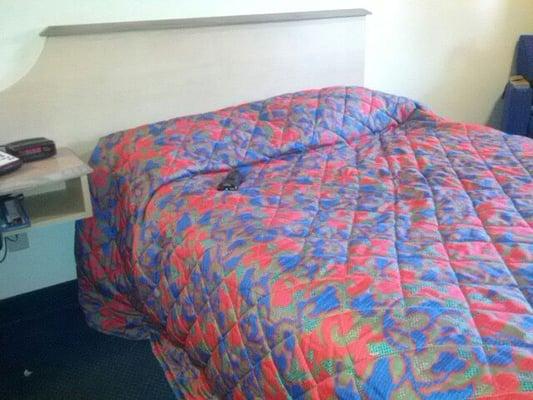 Ok, I make up bed poorly :-( ok I don't work here, but I had a great stay