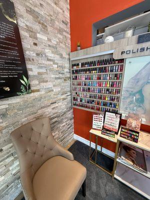 Polishes and waiting area