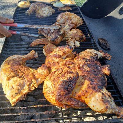 Pollo asado Solo Los fines de Semana