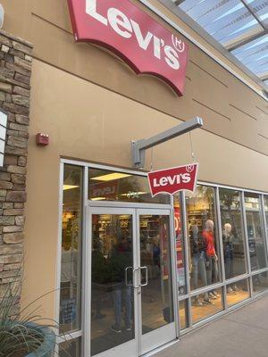 Levi’s Outlet Store
